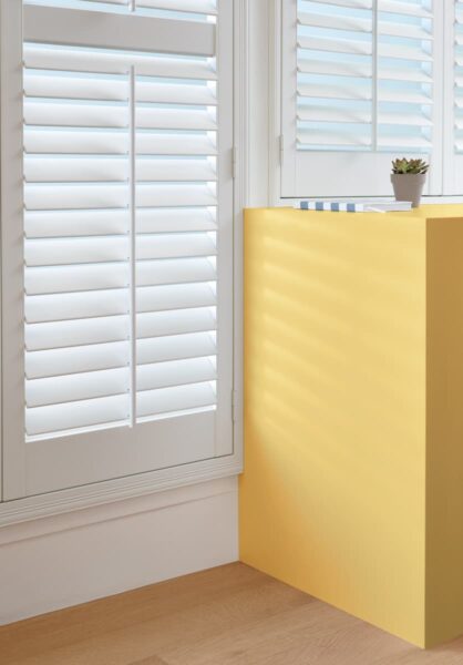 Palm Beach Polysatin Shutters framecutout detail